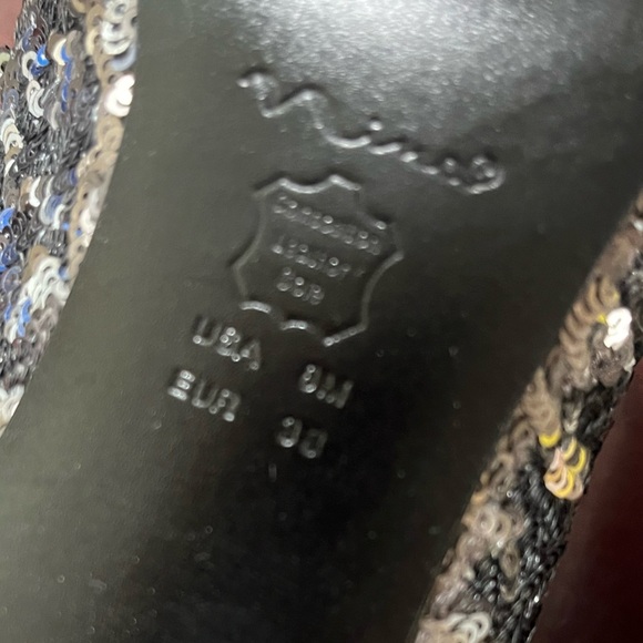Nina Ricci Silver & Gray Sequin Metallic Leather Heels, Size 8M - Picture 10 of 14